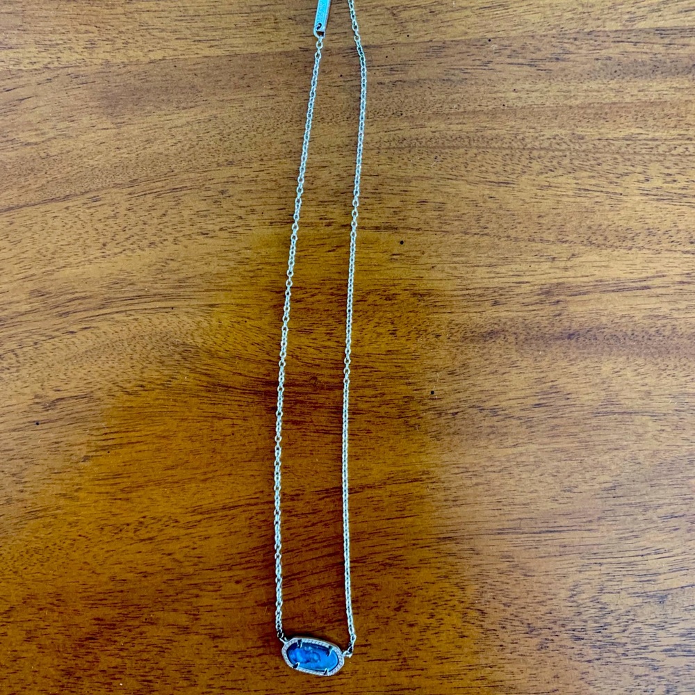 Kendra Scott necklace